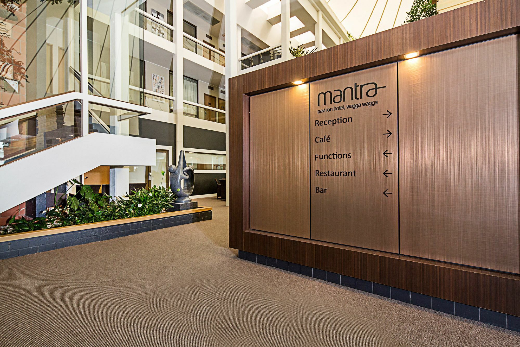 Mantra Pavilion Hotel Wagga Wagga Exteriör bild