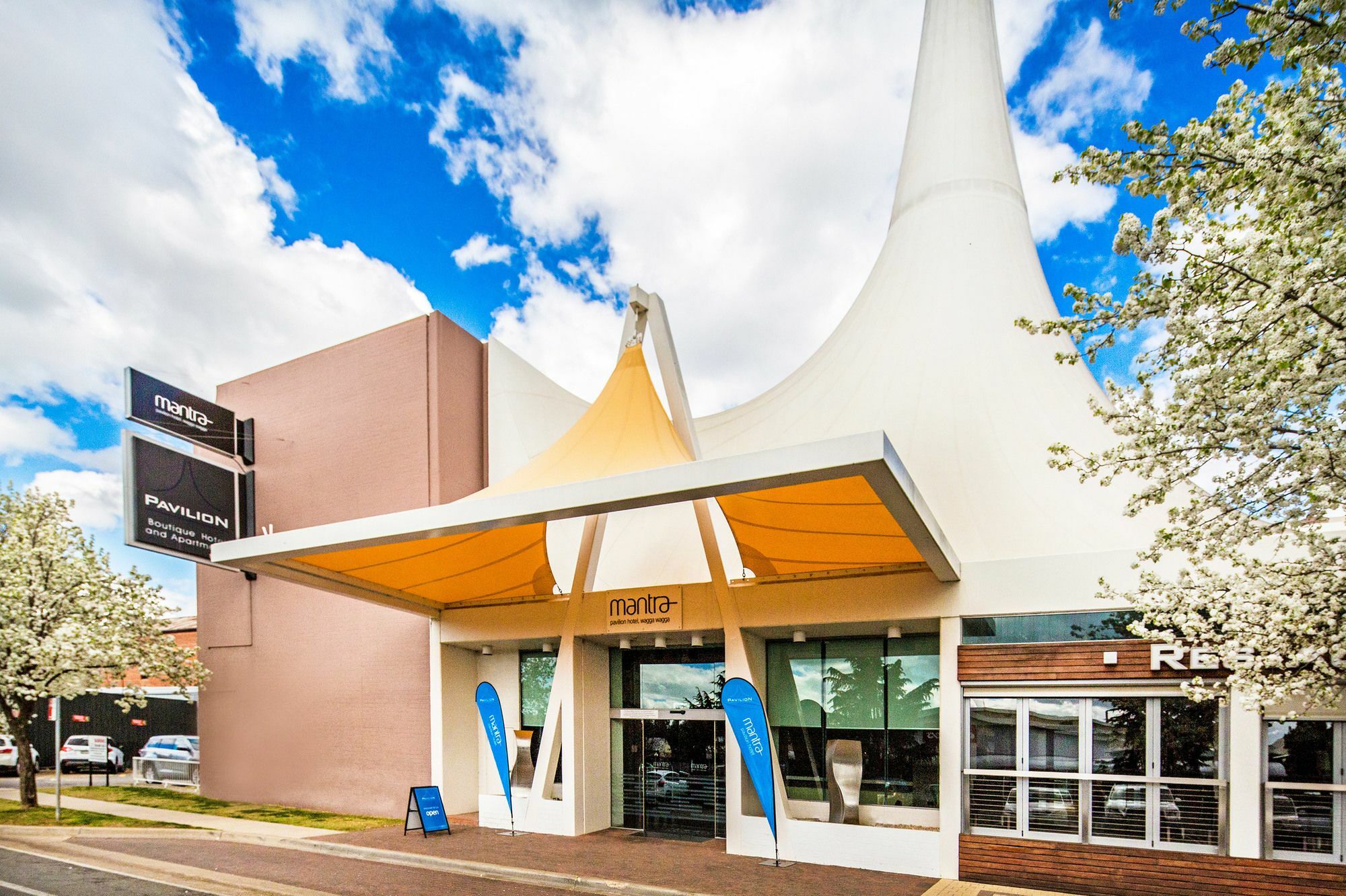 Mantra Pavilion Hotel Wagga Wagga Exteriör bild